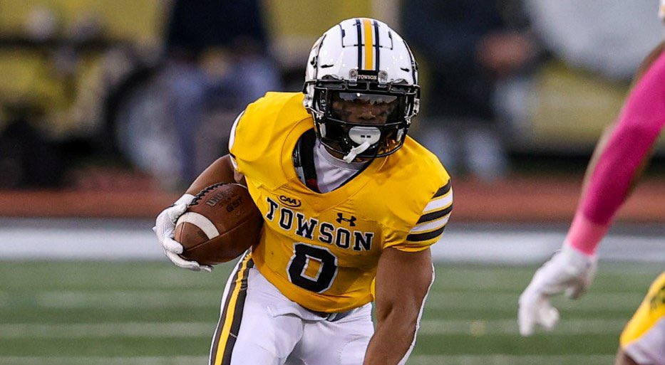 Blessed to receive an offer from Towson!!
<a href="/RealCoachK_/">Kadeem Rodgers</a> <a href="/FST_CoachNowell/">Coach Erik Nowell</a> <a href="/CoachDJSteward/">DJ Steward</a> <a href="/CoachKolt/">Alex Kolt</a> <a href="/TorreySmithWR/">Torrey Smith</a> <a href="/TheUCReport/">Billy Tucker</a> @TheSHOWByNXGN <a href="/Andrew_Ivins/">Andrew Ivins</a> <a href="/WillVapreps/">Will Vapreps Garlick</a>
