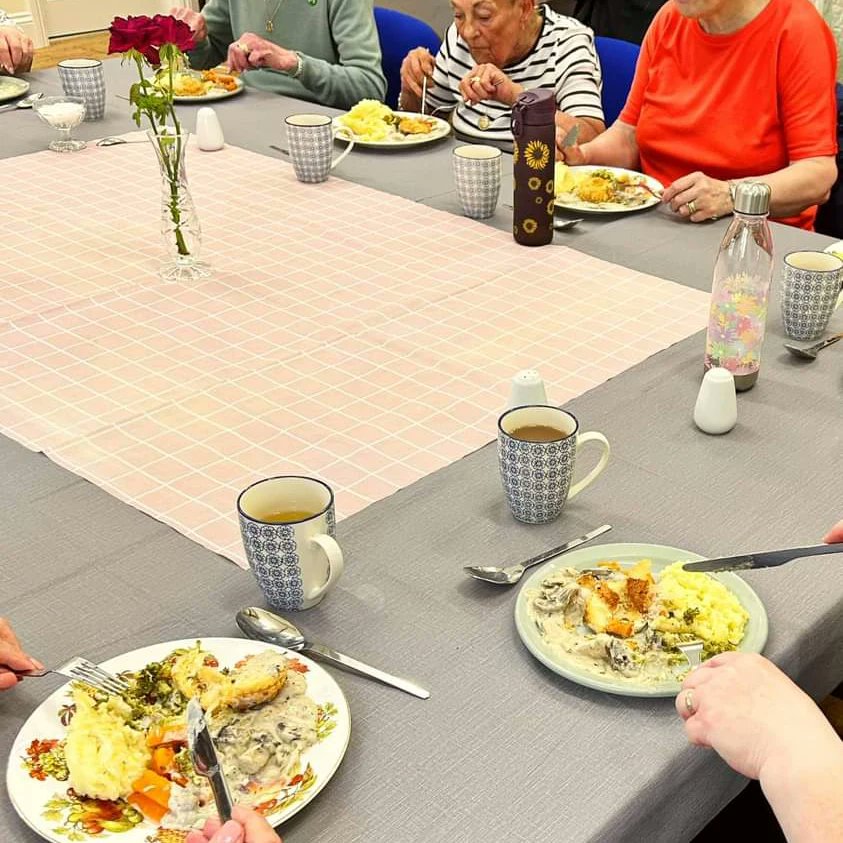 QuadrantLeisure's tweet photo. What a great lunch club at St Pauls Church as part of our #beconnected #weetsladehub 

FREE #CommunityEngagement at its best. Contact us to find out mor bookings@quadrantleisure.org 
#CommunityImpact #CommunitySupport
@ageuknt @LivingWellNT @NTynesideVODA @NorthTyneCA https://t.co/Cqq4H7U3dG