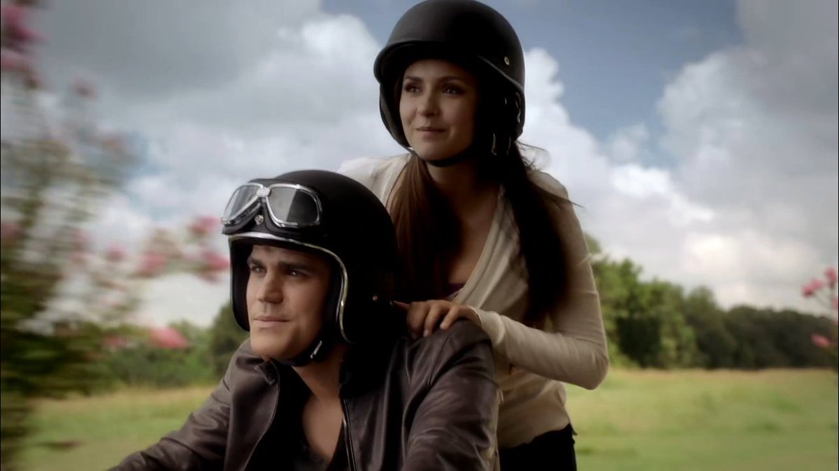steleidow's tweet photo. my brain: everything's not about stelena, get over it.
my heart: everything's about stelena, can't get over them. https://t.co/CjeNtplu5C