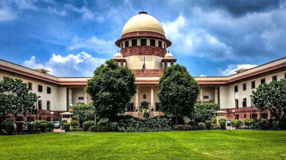 #SupremeCourt dismisses pleas seeking review of its judgement where it upheld the validity of the Union government's 2019 decision to abrogate #Article370 of the Constitution which conferred the special status of Jammu and Kashmir.