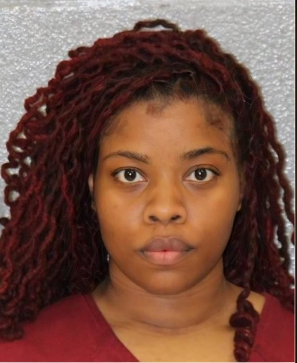 Meet Olivia Dennis, a teacher in  @CharMeckSchools. She was just arrested and charged with 3 counts of s*xuaI activity with a student. The school confirmed she’s on leave pending the outcome of the investigation.

We have a serious s*xuaI pr*dat*r problem in our school systems.