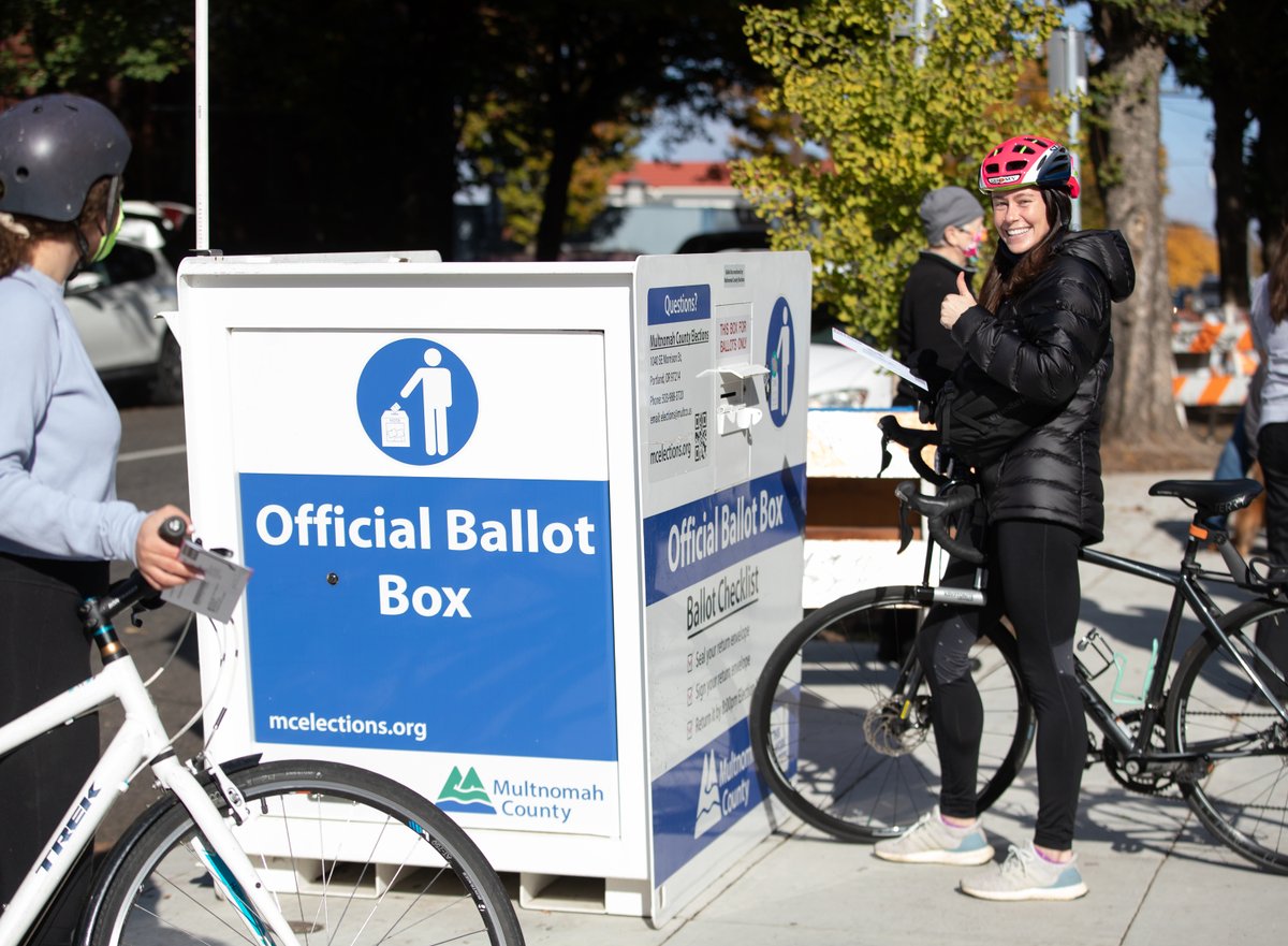 📢As of 4pm on Election Day, May 21, 2024, @MultCoElections voter turnout reached 21.65 percent. You can use any Official Ballot Drop Site — including most Multnomah County Library 24-hour book drops — to return your ballot by 8pm tonight. Find one: multco.us/dropsites