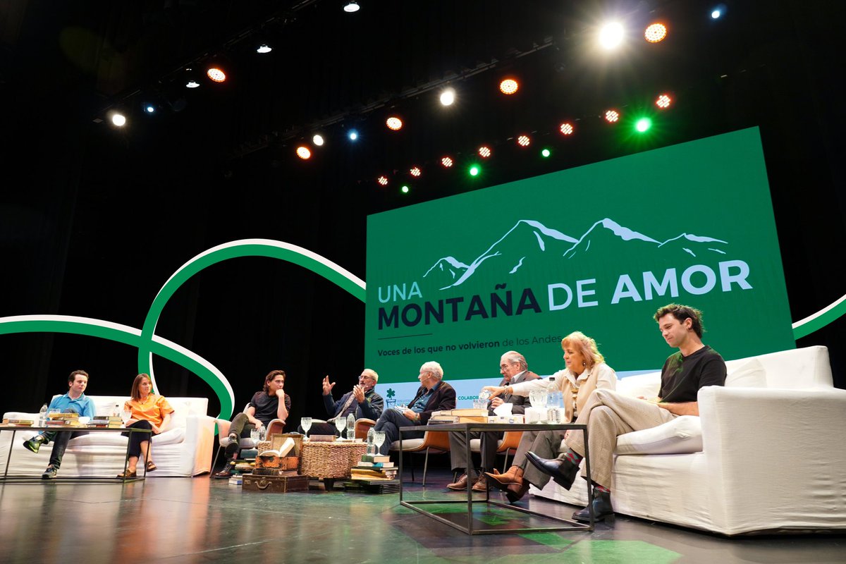 Biblioteca Nuestros Hijos tweet media