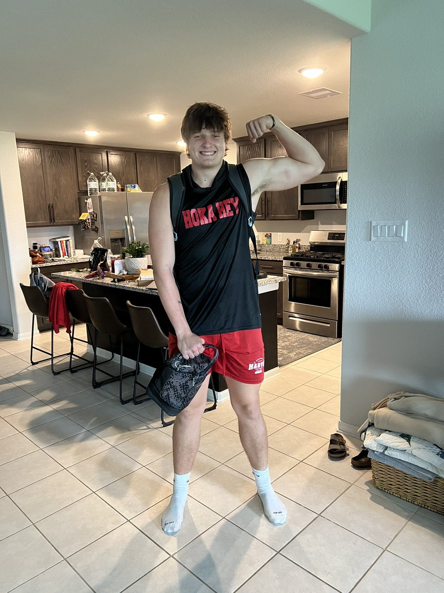 Adriene Caton (@adrienecaton) on Twitter photo First day ➡️ Last day All that’s left for <a href="/kade_caton/">Kade Caton</a> is to walk across the stage. #co2024 #hesdone First day ➡️ Last day All that’s left for <a href="/kade_caton/">Kade Caton</a> is to walk across the stage. #co2024 #hesdone