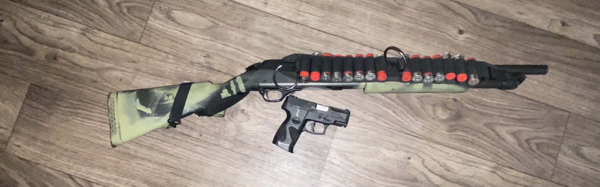 MokinTroll23's tweet image. Custom GUN DESIGNING IS SO WHERE I LOVE TO BE #BLK #KLB #MONEYSIGN #MONEY #NC #THEBLKDESIGNER