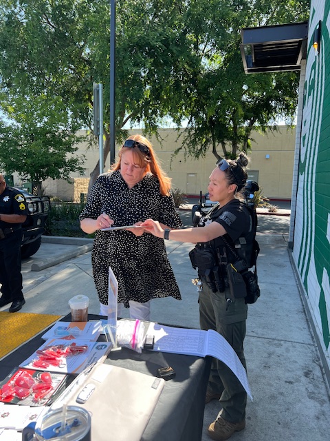 Today, deputies from the East Division and  @RanchoCordovaPD gathered at Starbucks for Coffee with a Cop. This event allowed community members to engage with their local deputies in a relaxed and informal setting.

#sacsheriff #RCPD #Coffeewithacop