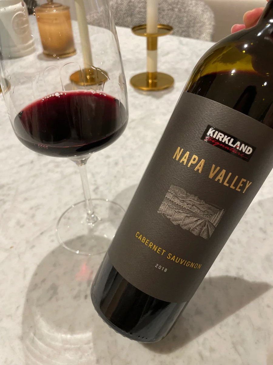 RobWiegmann's tweet photo. Take time for yourself.
At home with a bottle of wine
Enjoy your alone time.
I used to be afraid of being alone.
Now I prefer to think alone.
Wine is like a tantrum.
This can relax me.
Wine is a very pleasant drink.
Each wine has its own style. https://t.co/46njUky5Du