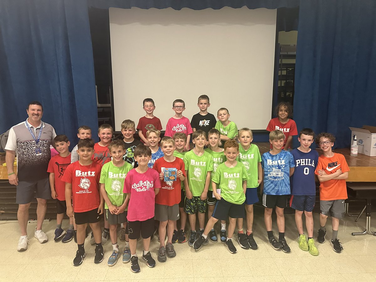 A mind-blowing Math 24 Club Competition at KBES today! These math minded students were amazing problem solvers as they impressed us with each solution to solve to 24! <a href="/FirstInMath/">First In Math</a> <a href="/srohn11/">Steve Rohn</a> <a href="/24game/">24® Game</a>