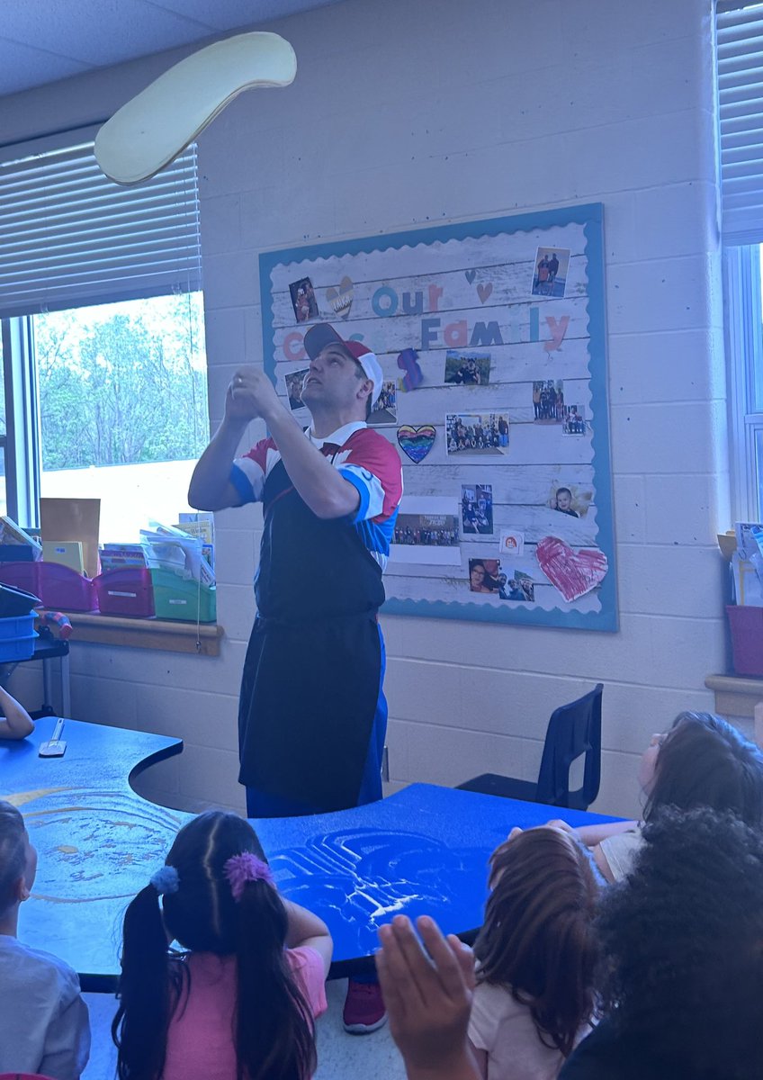 Lindsay Topper tweet media