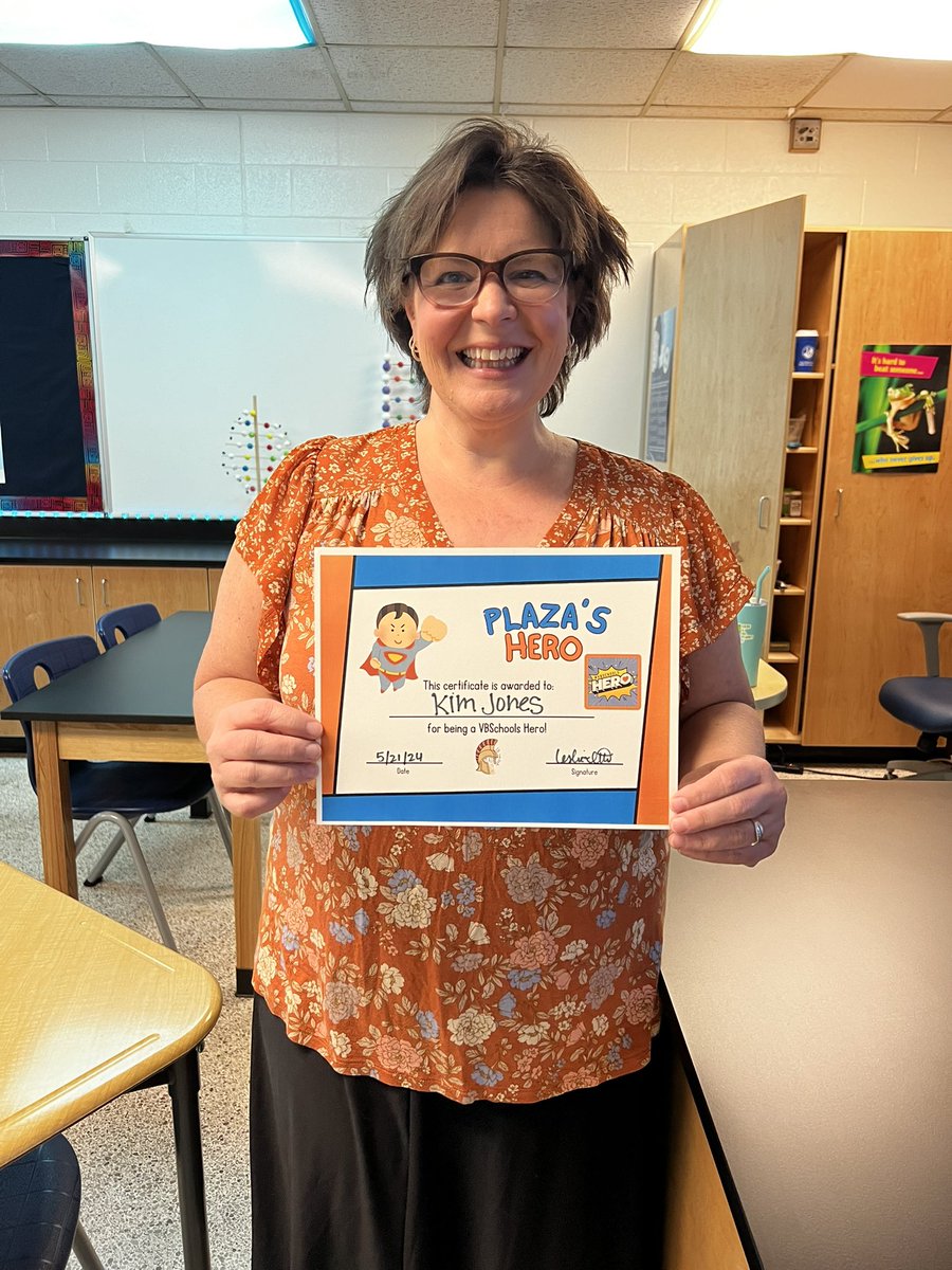 There was a line of people waiting to sing the praises of Mrs. Jones! Her colleagues recognize her contributions to our school as a whole, and parents appreciate how her class inspires and challenges students. Thank Mrs. Jones! You are a hero! 🦸‍♀️