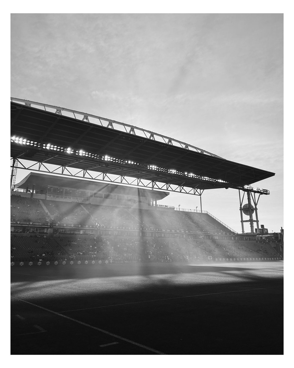 #shotoniphone #TFCLive