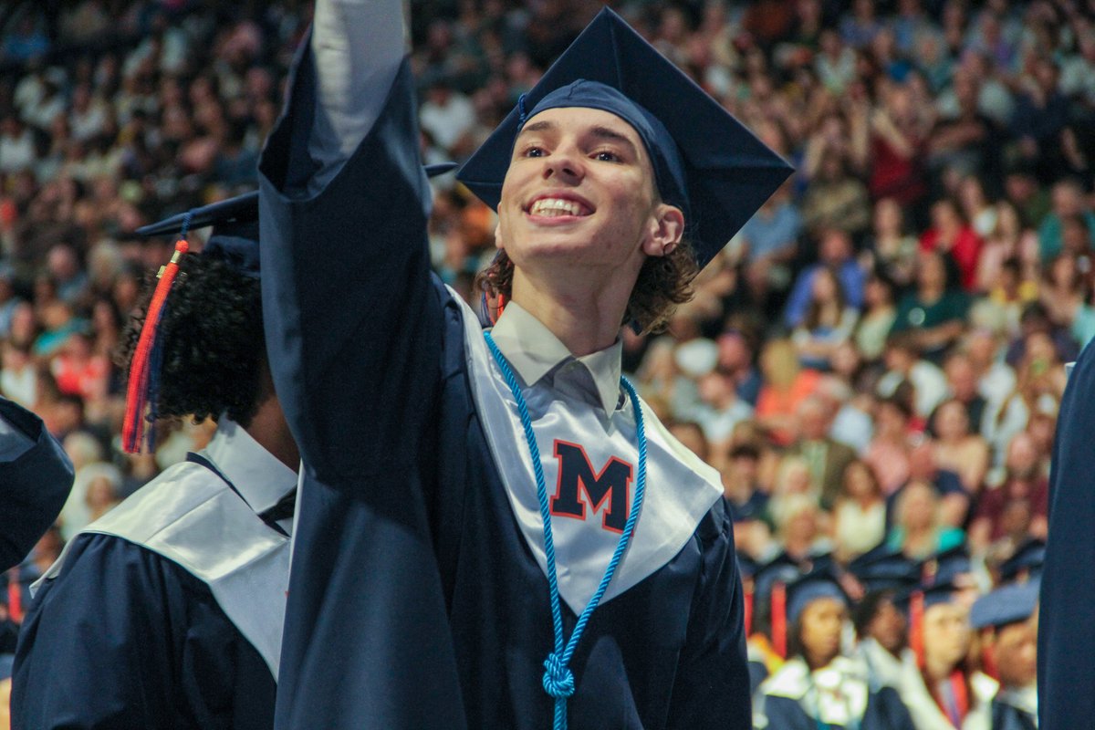 Chesterfield Schools tweet media