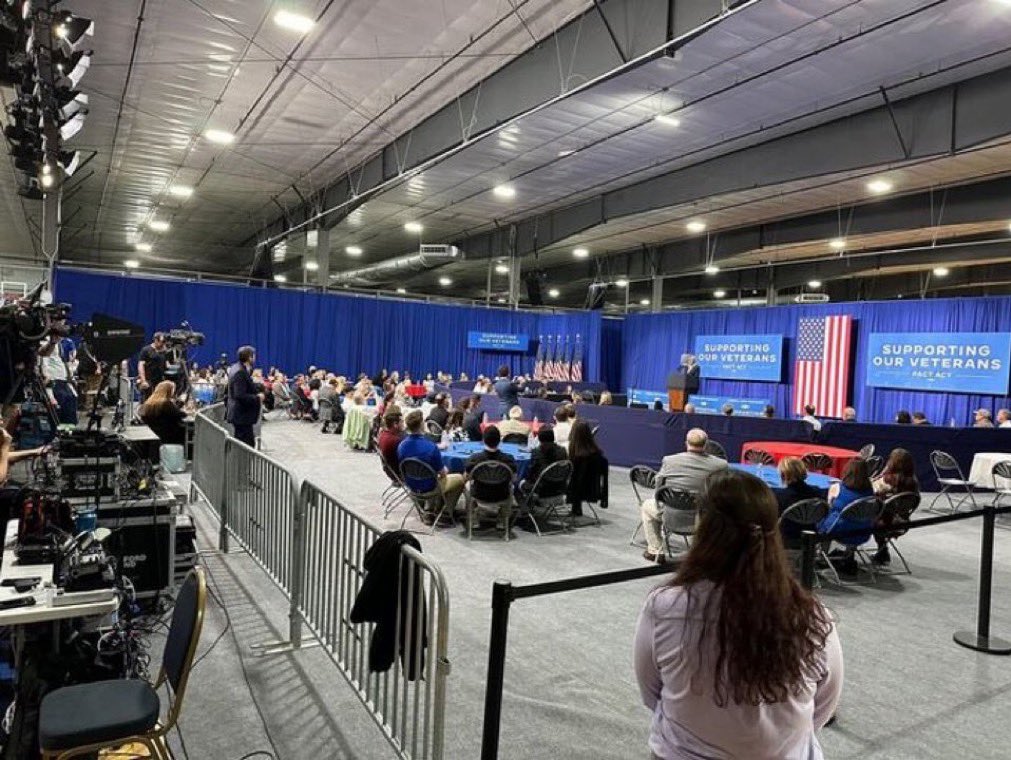 Joe Biden’s Veteran’s energy crowd in NH. I counted 19.