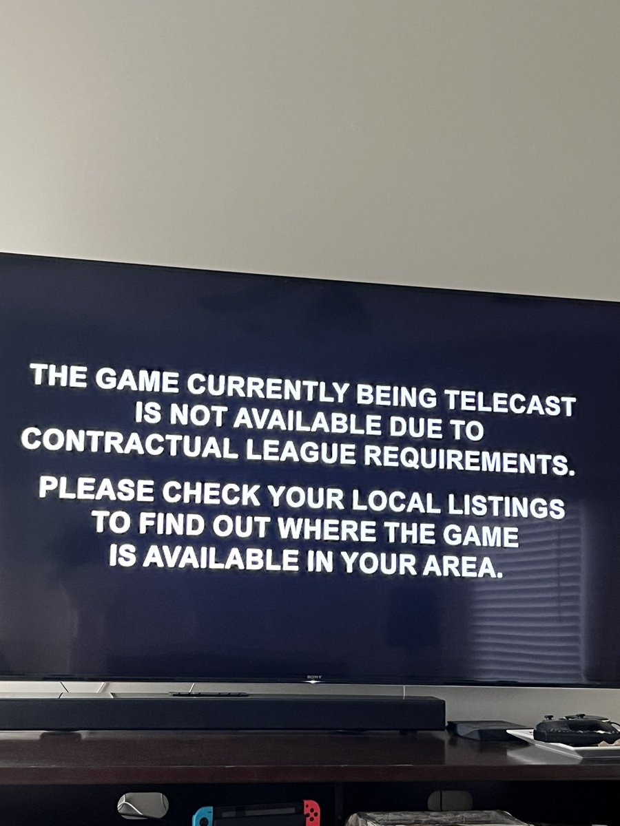 Jdavidrees1970's tweet photo. MLB does a great job chasing away fans. Blackouts are ridiculous. https://t.co/7eZPtvRTpT
