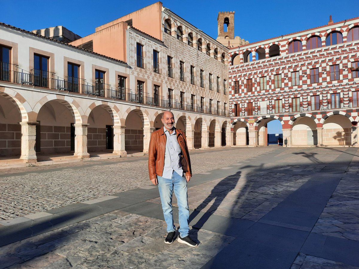¡Ya estoy aquí, en Badajoz! Mañana participaré en la mesa "Emprendimiento y digitalización en las empresas aseguradoras en la #EconomíaPlateada" en el II Congreso de Economía Plateada, con <a href="/pedrodiazyuste/">Pedro Díaz Yuste</a>  <a href="/saludsavia/">Savia</a> y Jesús Coslado, Dir. G. #Digitalización Junta de Extremadura