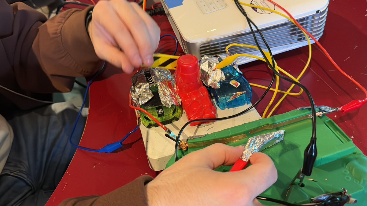 coinop29's tweet photo. Lots of great controllers built during tge Arcade Controller Design @scrapchall workshop @nycresistor on Sunday! Video coming soon! https://t.co/abjfF2wKbf