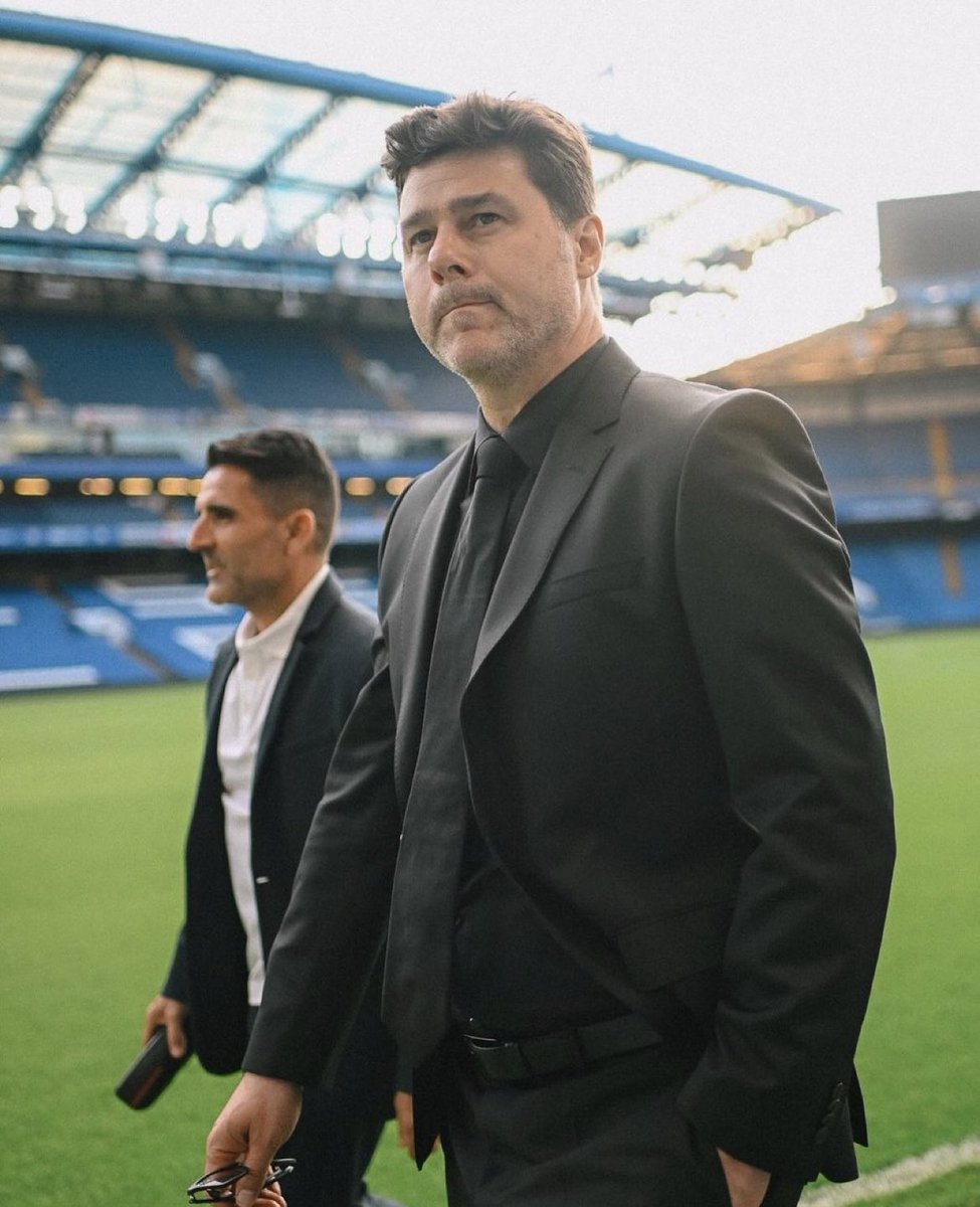 Mauricio Pochettino and Chelsea have parted ways with immediate effect, what do you think about this? The club will reportedly consider a young manager as a priority to replace him. Let me know in the comments! 

#Chelsea #MauricioPochettino #football