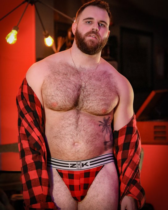 Left or right? https://t.co/9DgYmRE3fz