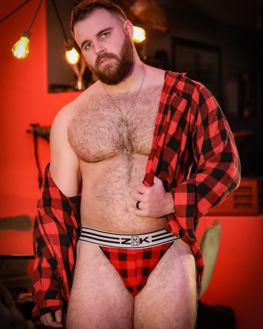 Left or right? https://t.co/9DgYmRE3fz