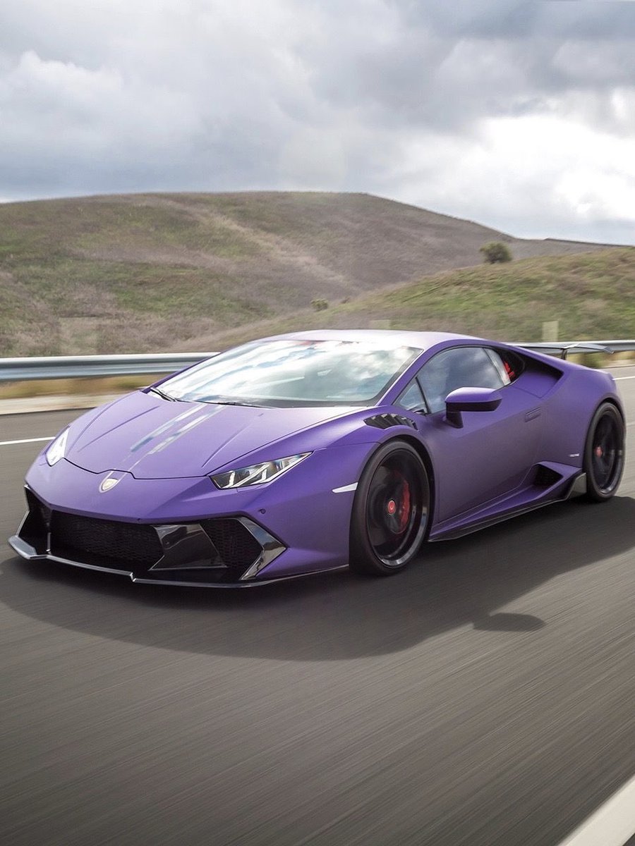 #Lamborghini Huracán 💜