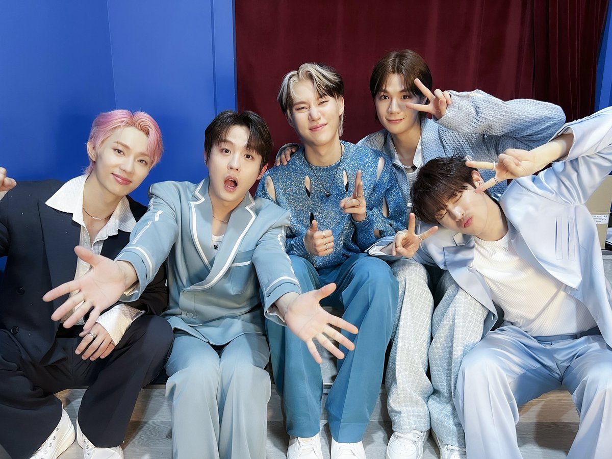 Bonjour à tous, nous recrutons pour les fanbase à de membre, nous cherchons une personne par fanbase, voici les membres disponibles ☺️ : 

Karam : ✅
Injun : ✅
Jay : ✅
Kyle : ✅
Reon : ✅

Si vous êtes intéressés vous pouvez nous contacter par message privé 🫶.

-🐿️ et -🐼