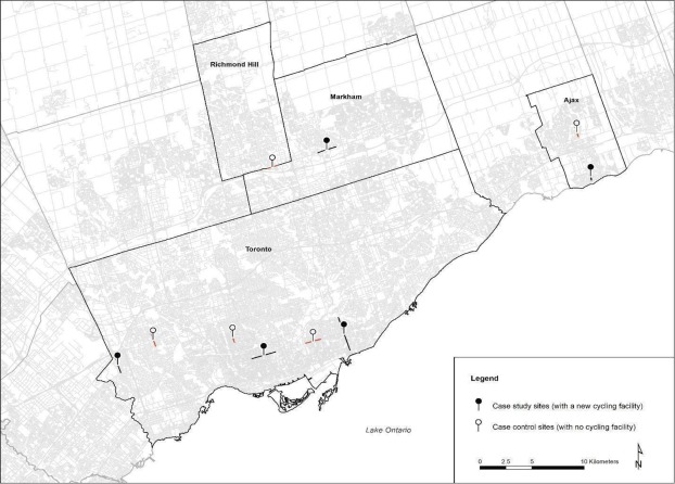 Sarah Giacomantonio &amp; @raktimmitra researched new bike facilities in #GTA &amp; women's cycling. Higher rates observed among women aged 30-44, part-time workers/students, &amp; mothers. Intersectional analyses is crucial to challenge gender roles &amp; promote sustainable transport.