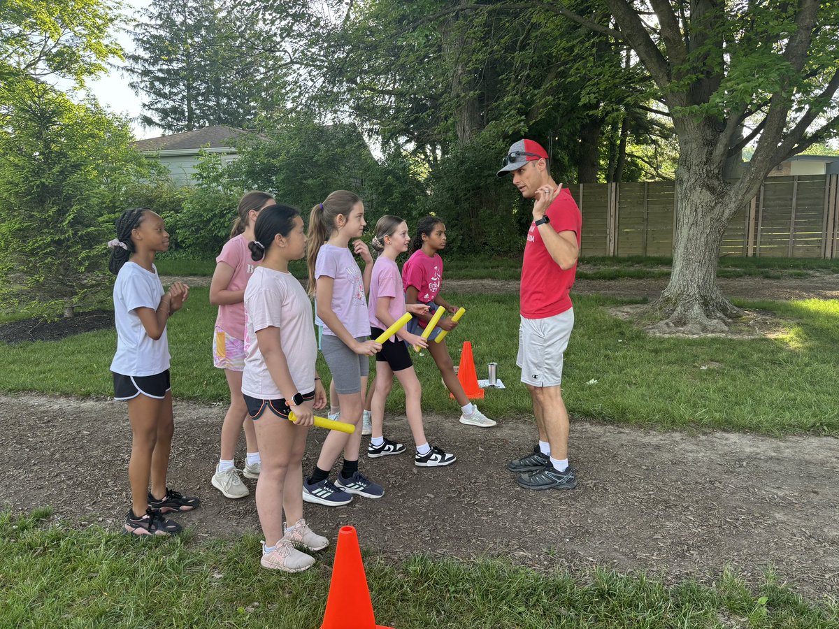 WLIS_RDP's tweet photo. Started the day with our relay races. The students did so well! Loved that all our students were outside cheering on one another. Thank you to Chris LaGuire and Chauncey Fry for organizing it! #RDP https://t.co/Jbufe6SLCn