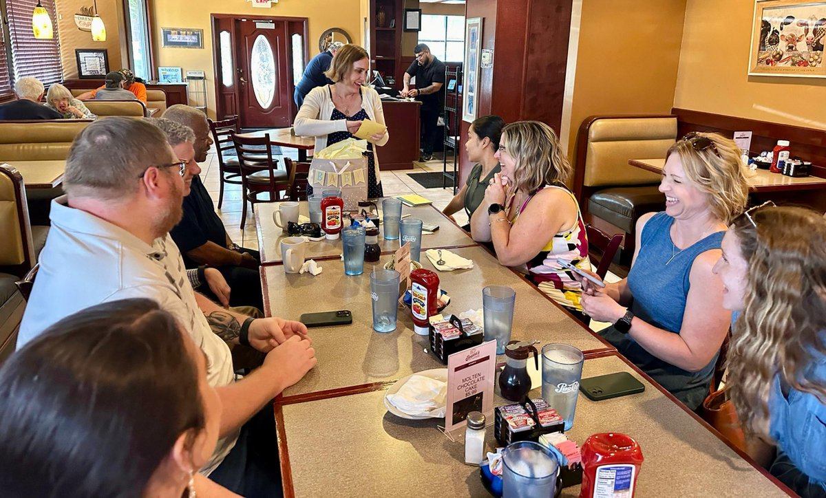 UWACIN's tweet photo. 🎉 Celebrating Ruthie! 🎉

We had a lovely breakfast outing to celebrate our Director of Community Initiatives, Ruthie Hall, as she prepares to welcome a new baby soon. 🍼💕 https://t.co/zyxf9egPgR