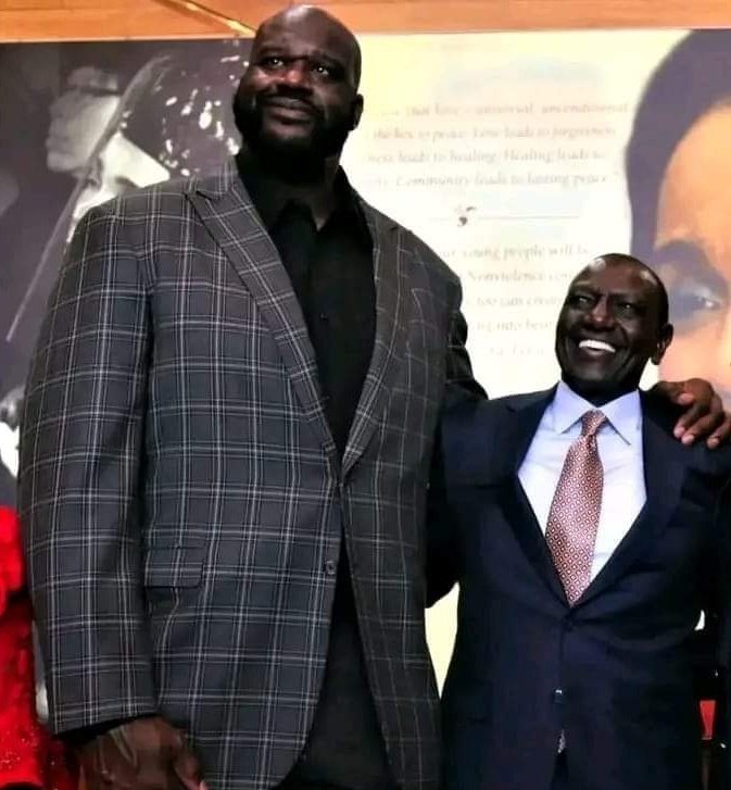 Goddie_Ke's tweet image. Zakayo meets Goliath