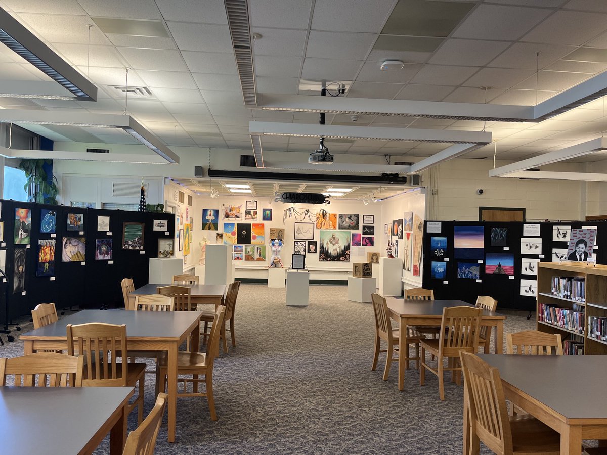 MrsLavinArt's tweet photo. VPPA Showcase Opening Reception tonight 6-8pm!  Hope to see you there! https://t.co/oK2t1dMiwb