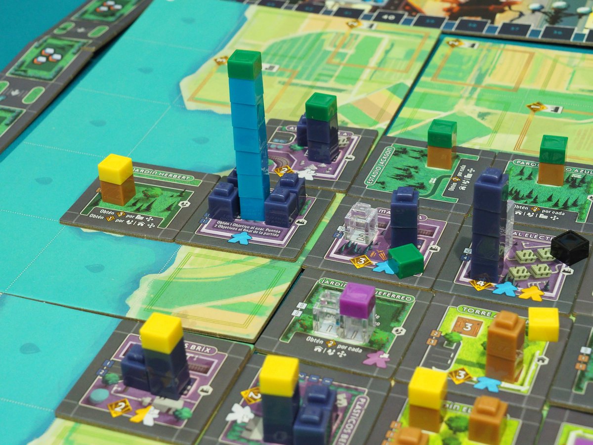 #RollingHeights divertido juego en el que tendremos que tirar meeples 👋🏻 como si fueran dados 🎲 para saber con cuantos trabajadores currantes 💪🏻 y vagos 🥱 contamos para construir la ciudad 🏙
⬇️
donmeeple.com/rolling-height…