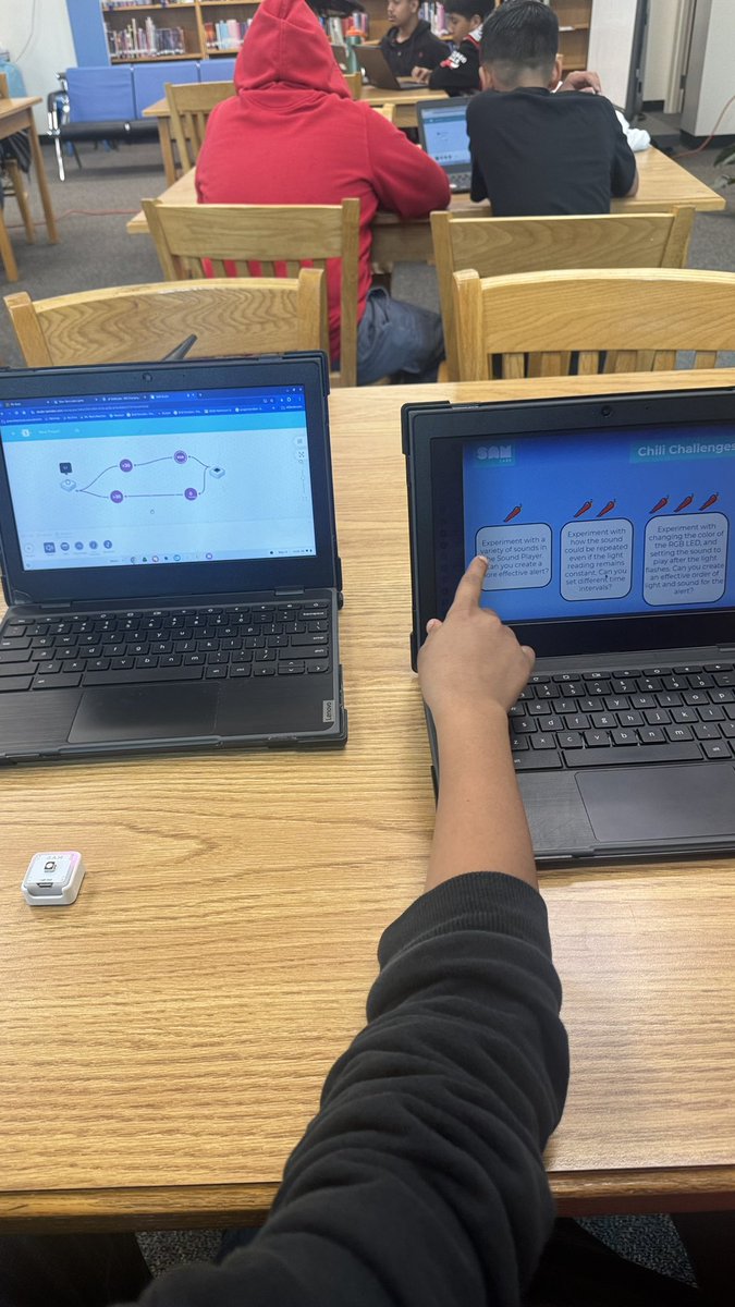 JasmineLSF's tweet image. I love challenging my middle schoolers to expand on any code or project we create together. This time, students expanded their original lighting system code in @SAMLabs  #samspace using #chilichallenges &amp;amp; explained how we may use their system IRL. @TMSCenturions  @EdTechGCS