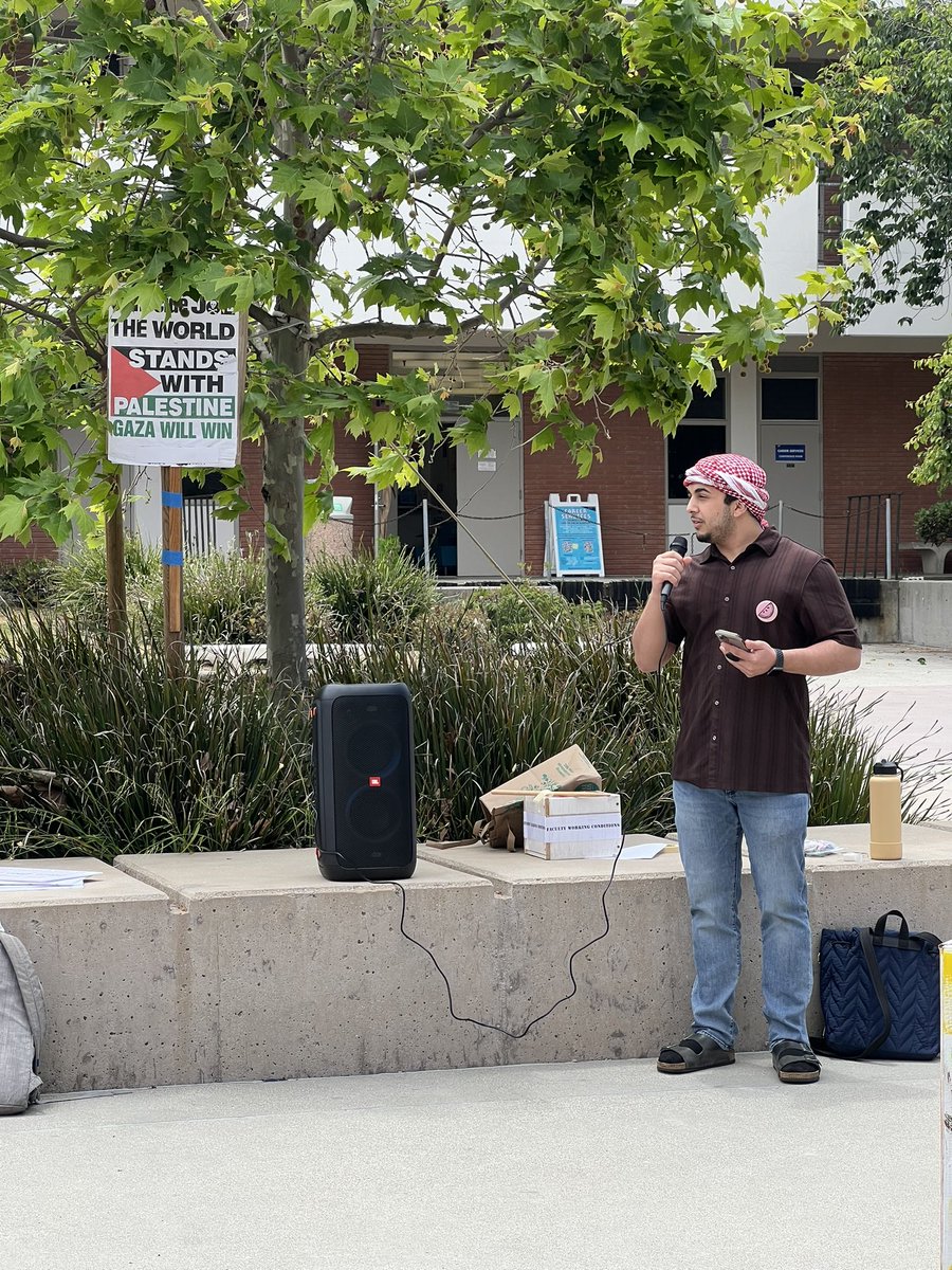 Mahmud, a 20 year old nursing student at El Camino, speaks at the Teach In for Palestine. #eccunion #elcaminocollege