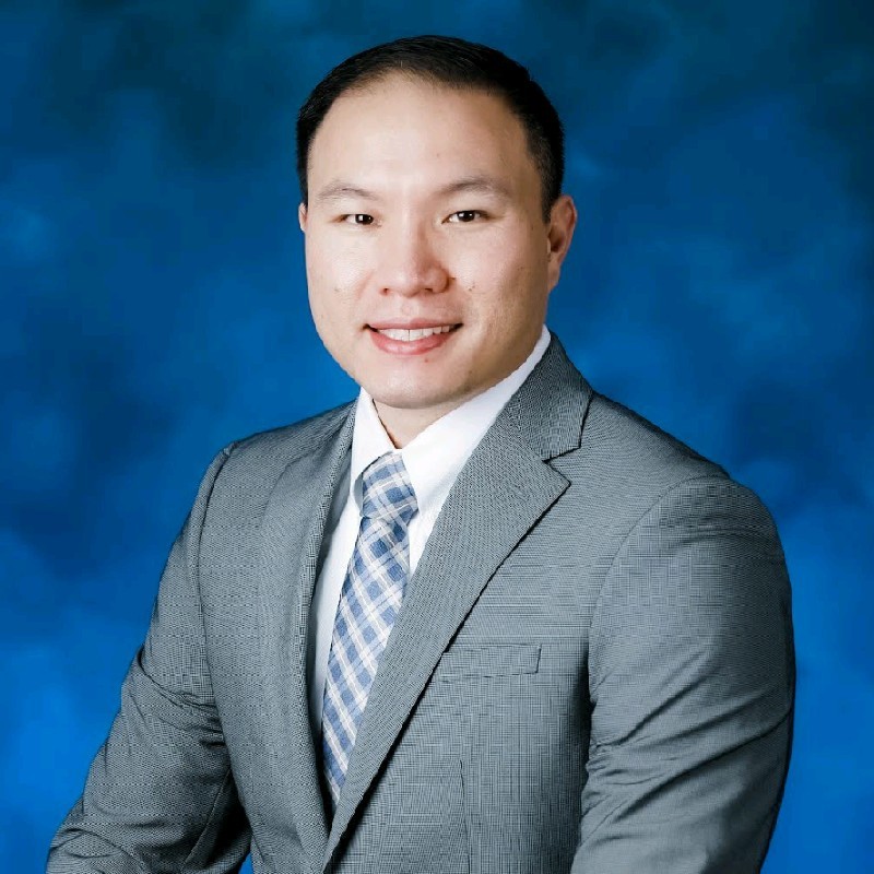 ‼️Tomorrow, May 22nd, at 7am, our @UofCalifornia Exchange Visiting Professor Dr. Anthony H. Chau @chauvascular from UC Irvine @UCIMedSchool will deliver his talk 'Advances and Controversies in DVT Treatments' during Grand Rounds. Join Us➡️ shorturl.at/iMX17