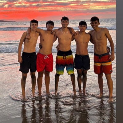 nicolas5331's tweet photo. #NuevaFotoDePerfil https://t.co/QLAoth2Cth