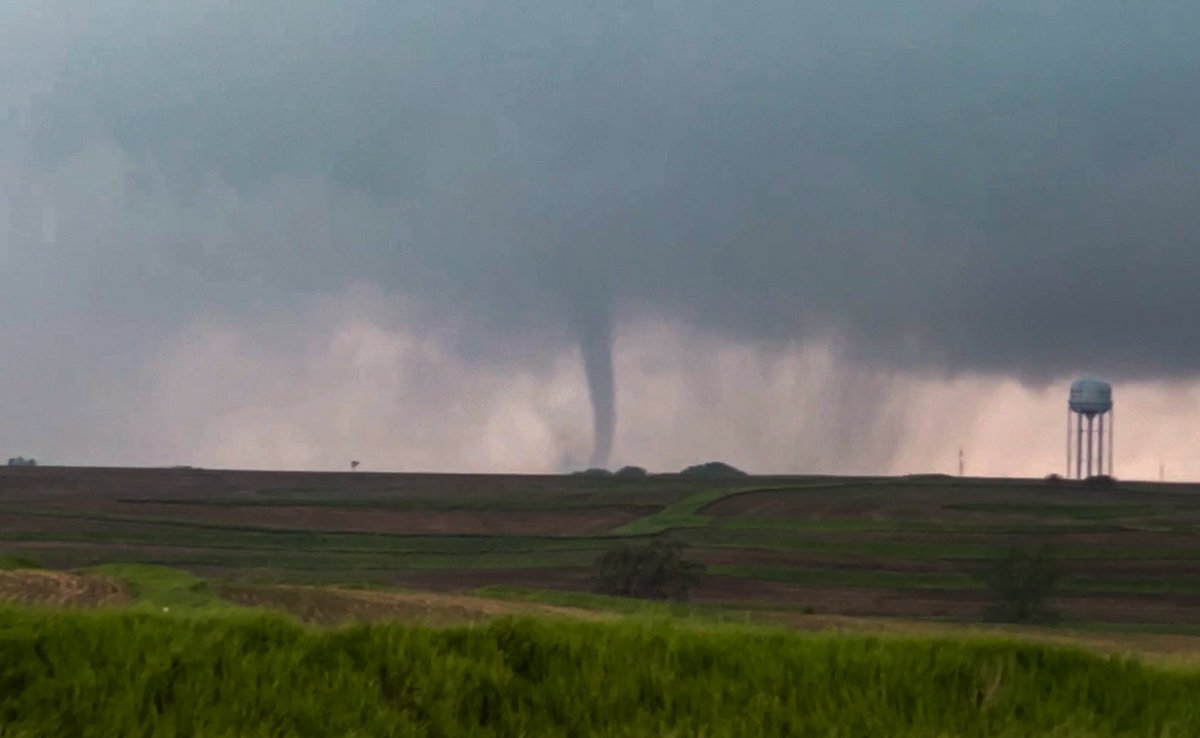 Tornado near Red Oak, Iowa approximately 15 minutes ago. <a href="/NWSOmaha/">NWS Omaha</a>