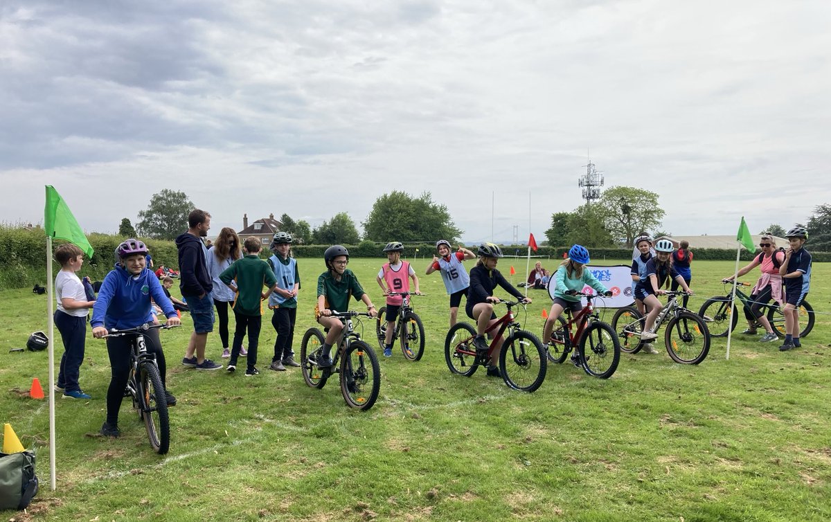 Thanks to all the Schools who took part in our School Games Mountain Biking South Area today. Big thanks to the Wyedean Student leaders & Mr Didcote & the PE team 👏👍 Results up next… 🚲🚲👍🥳 ⁦@YourSchoolGames⁩ ⁦@wyedeanpedept⁩ ⁦@WyedeanSchool⁩