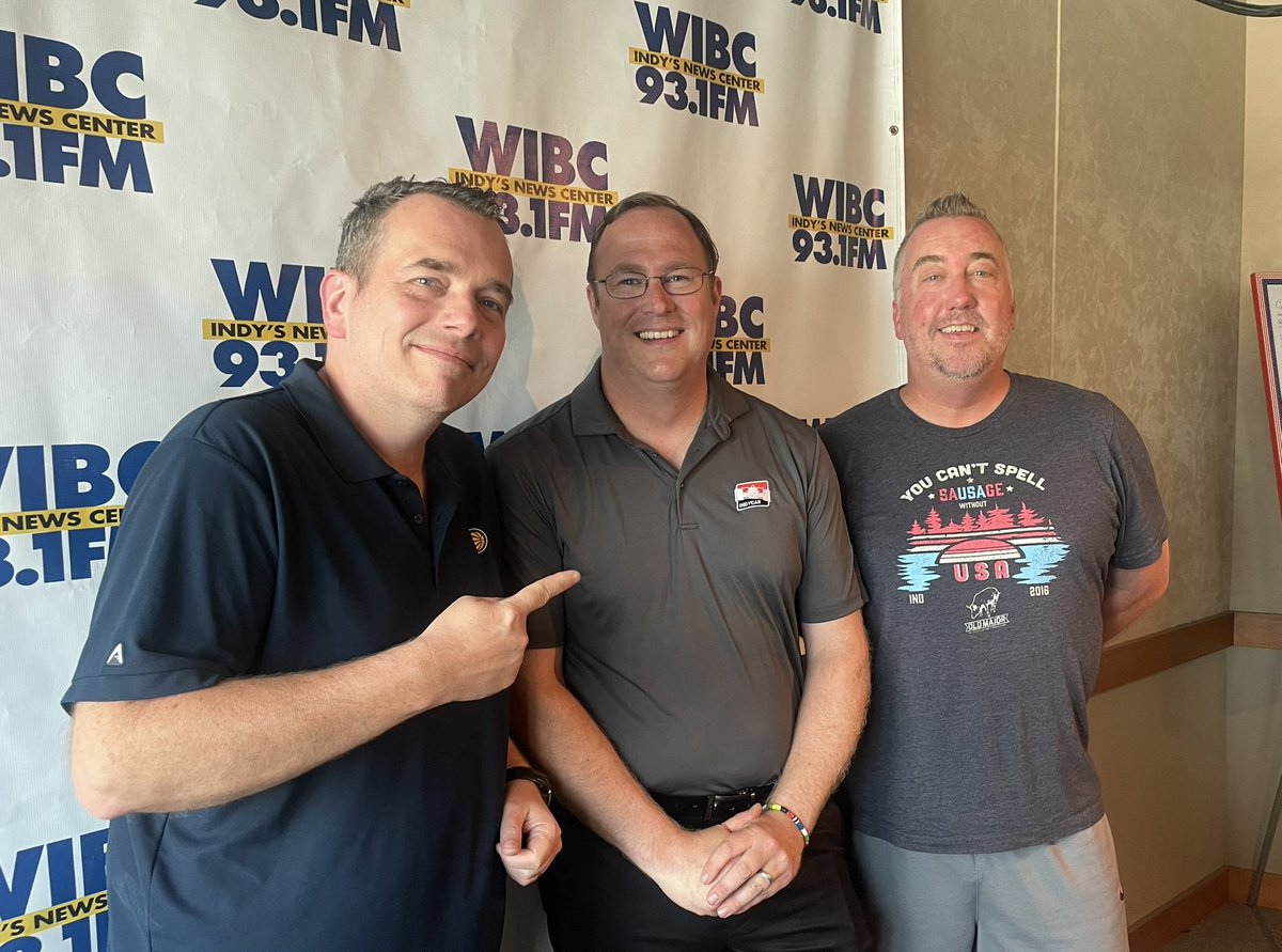 Hammer and Nigel tweet media