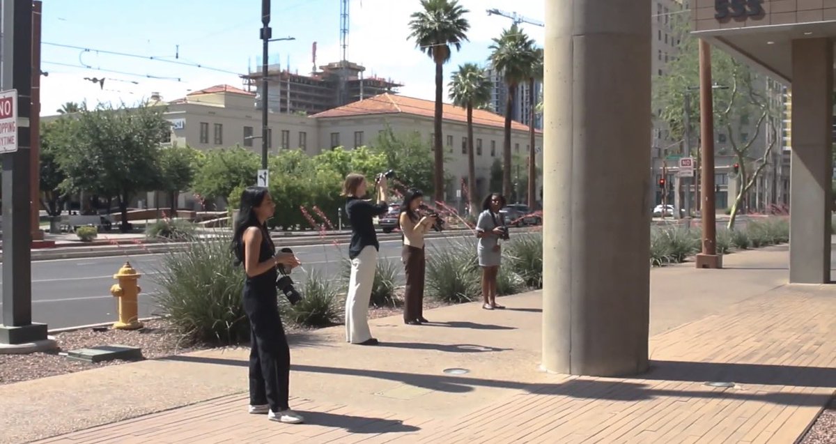 dcazaresreports's tweet photo. Some pictures from our session yesterday with professor Lynn French from @Cronkite_ASU! Glad I was able to polish up my skills on the camera, as well interview my fellow colleagues! Thank you for expertise! #djnfdigital24 https://t.co/DD0sbWr6pS