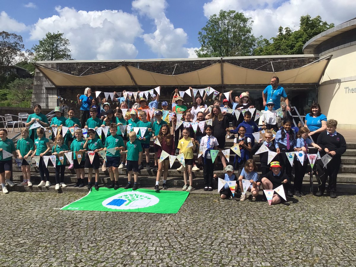 CPrimarywales's tweet photo. Pen-Blwydd Hapus ECO Schools. We have had a lovely day celebrating with you 🥳 #CCeco #CCfun #NEC2024 @EcoSchoolsWales https://t.co/93ng3vEuPB