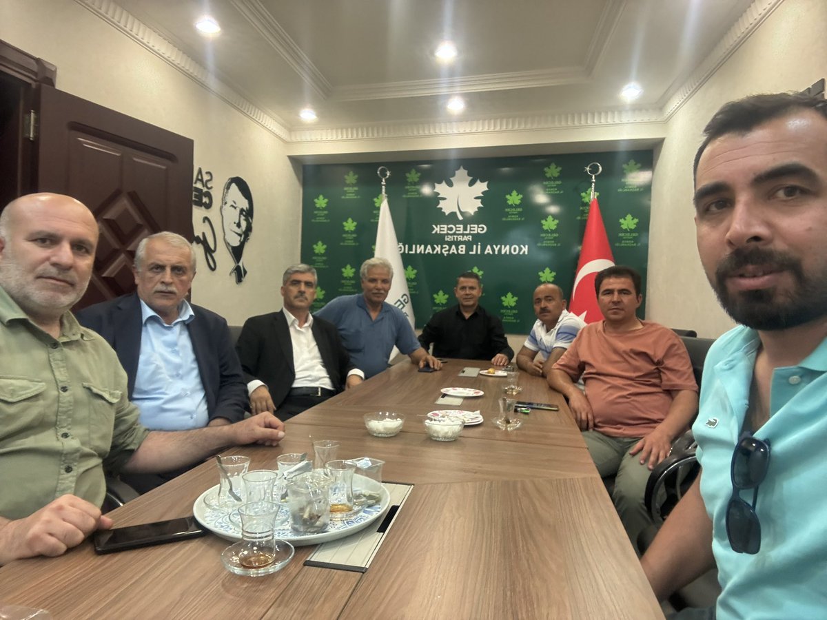 İlçe başkanımız Sayın Tuncer Yıldırım Başkanlığında haftalık başkanlık kurulu toplantımızı yaptık.
<a href="/tunceryildirim1/">Tuncer Yıldırım</a> <a href="/ahmetarslan42/">AHMET ARSLAN</a> <a href="/Ahmet_Davutoglu/">Ahmet Davutoğlu</a> @HASANEKC1 
#gelecekselçukluda
 <a href="/GelecekPartiTR/">Gelecek Partisi</a>