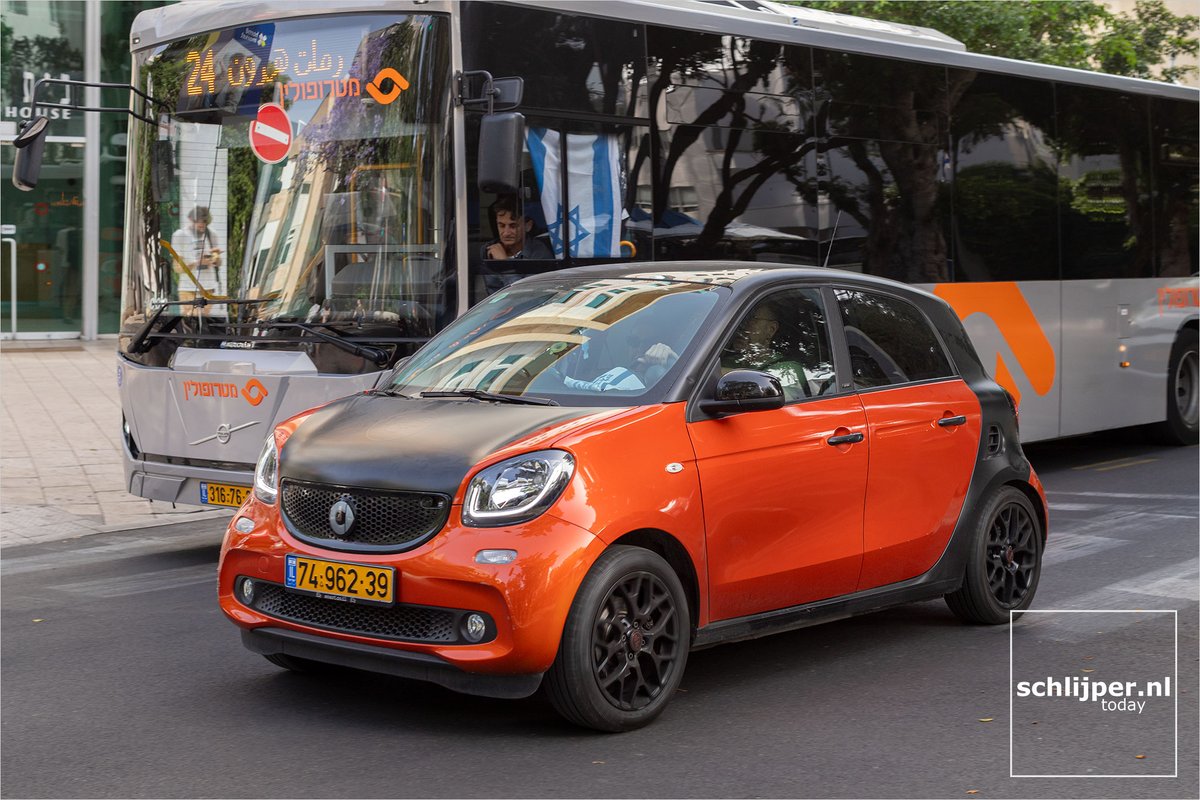 schlijperisrael's tweet photo. Where: Tel Aviv, Sderot Rothschild, Nahmani
When: 20 05 2024 16:53
What: #TelAviv #smartforfour #carsTLV https://t.co/e2shkXeBr6