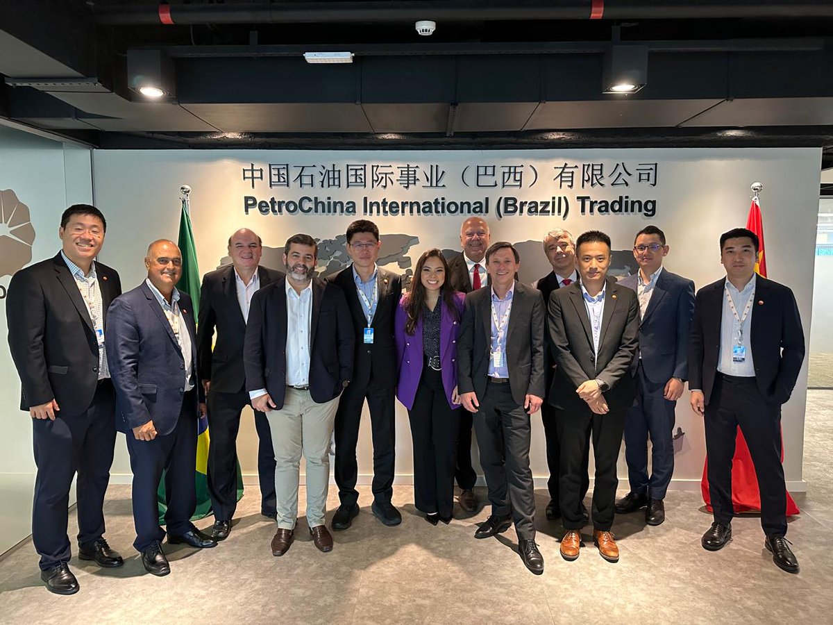 Hoje foi dia de apresentar à equipe da PetroChina as oportunidades do 4º Leilão de Petróleo da União, que será realizado dia 31 de Julho, na B3, para comercializar cerca de 33 milhões da produção da União dos campos de Mero e Búzios.