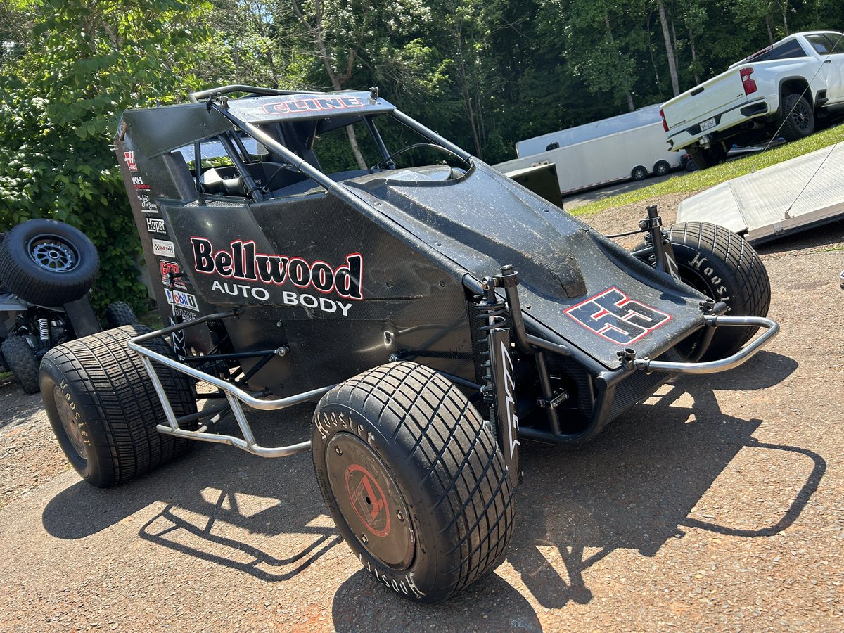.@MillbridgeRacin is the new home to several names in national Midget racing, including @TrevorCline55.

The 16yr-old from nearby Mooresville, NC, is a two-time Micro Sprint champion of the red clay bullring, and tonight will use that experience to go for his first Midget win.
