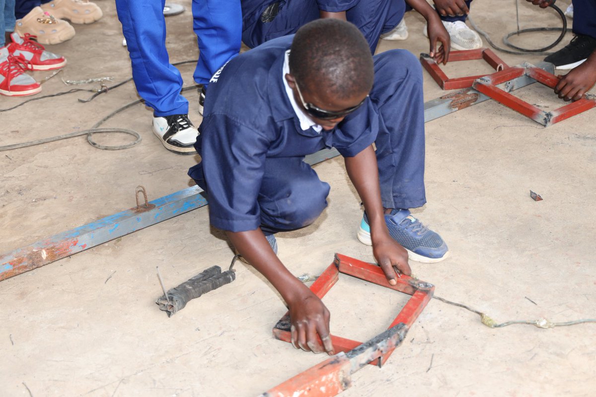 CaritasRwanda's tweet photo. On 21st May 2024, @USAIDRwanda and @rubavudistrict educational officials paid a visit to #Igire_Gimbuka's interventions, including children supported in pursuing the TVET program at @Visionjeunesse2 and children in the #CBIM club at GS Shwemu II. @PEPFAR @RwandaYouthArts 2. https://t.co/JsQ4545trh