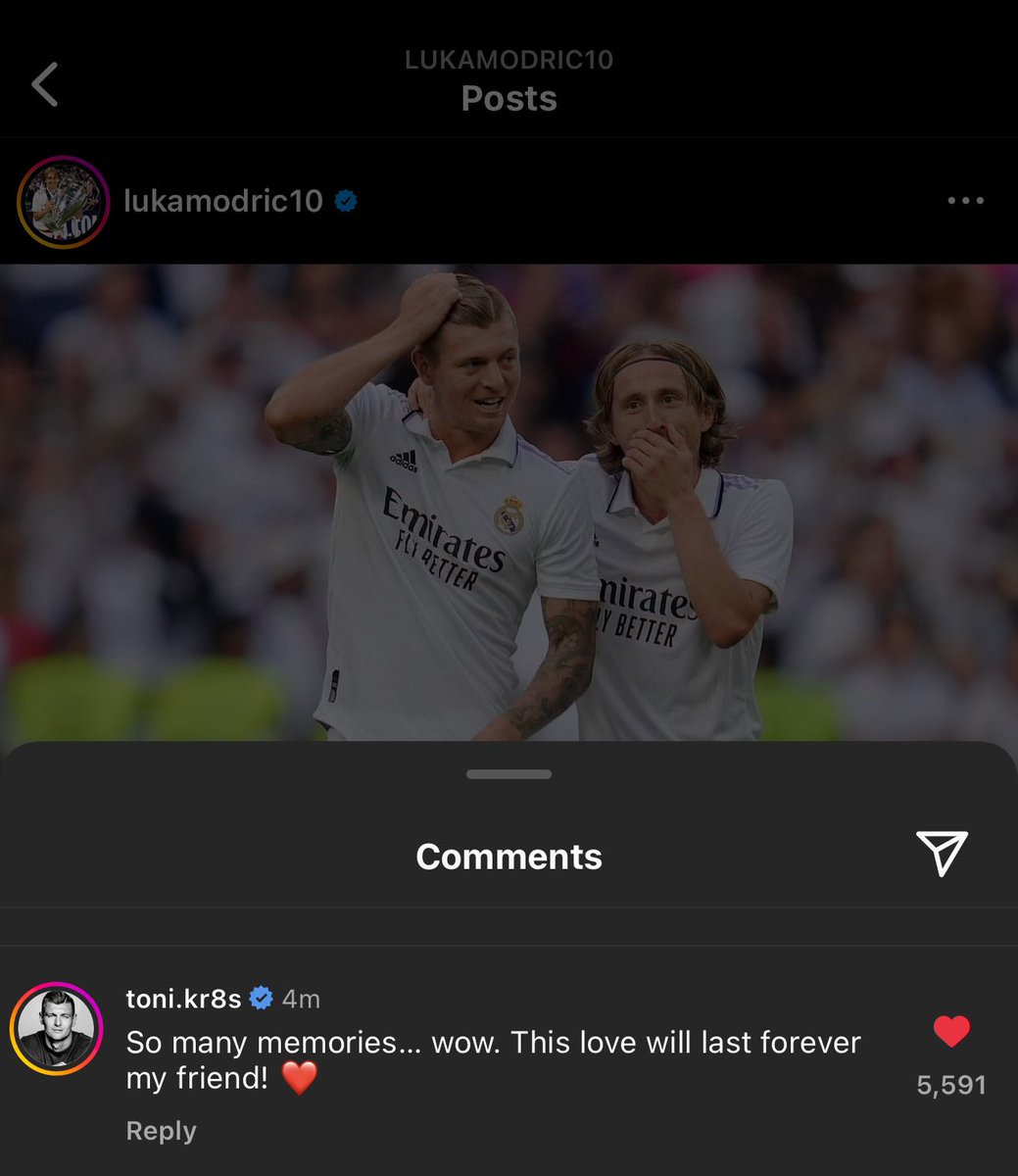 Toni Kroos replying to Luka Modrić. 🥹💔