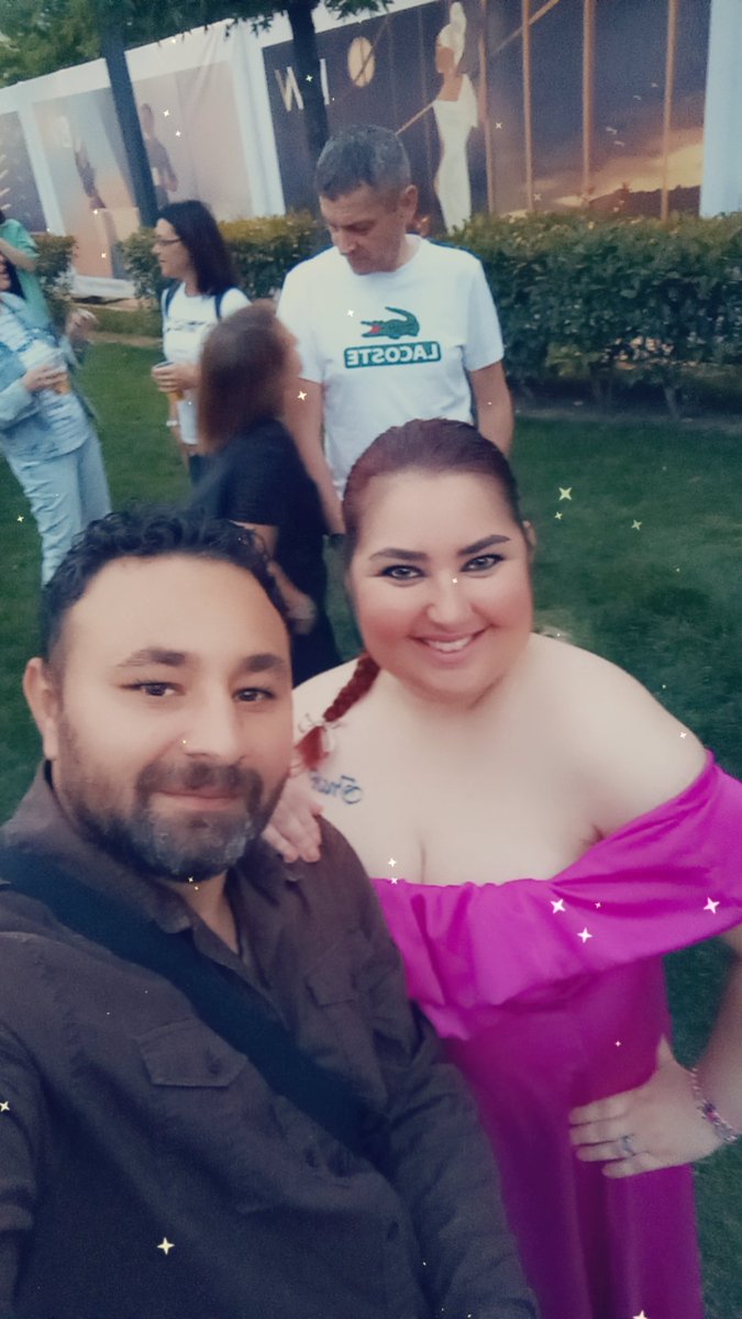 MiaColucci90BGD's tweet image. ... &quot;volaré, oh-oh, cantaré,oh-oh-oh-oh&quot;... 🥰💃🏼🌷🪇🥁🪘🎸💕💕

#GipsyKings
#BelgradeWaterfront
#efinity