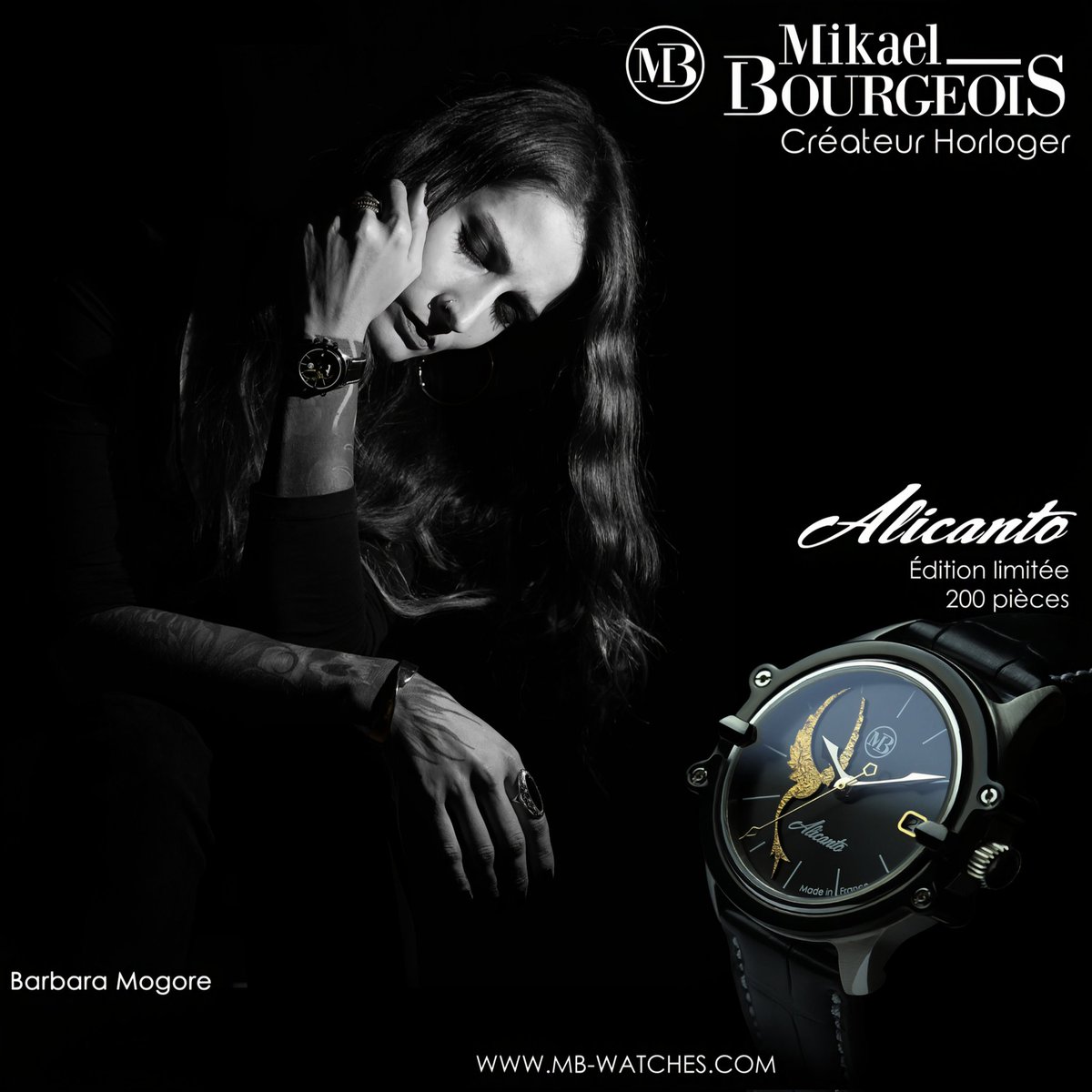 Puissance et finesse !

À l'image de Barbara la montre Alicanto est un subtil mélange de force et de délicatesse.

La délicatesse d'une décoration à la feuille d'or, la force d'un design sombre.

Édition limitée de 200 pièces. Pièces numérotées.
