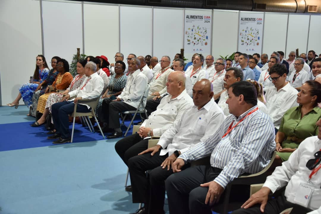 Espacio de diálogo, crecimiento y alianzas constituye la cuarta edición de la Feria Internacional de Alimentos, Bebidas, Envases y Tecnología Alimentaria, ALIMENTOS CUBA 2024, inaugurada este martes en La Habana.