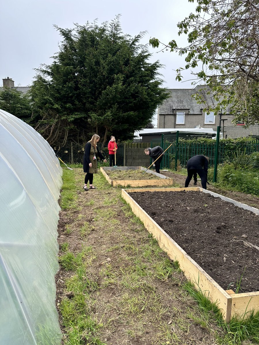 BMCerratic's tweet photo. Plenty of help today from the pupils getting our new polytunnel ready for learning about horticulture #arbroathacademy #Outdoorlearning https://t.co/AwrYE2hpD2